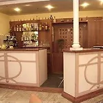 ホテル Piccadilly 3*